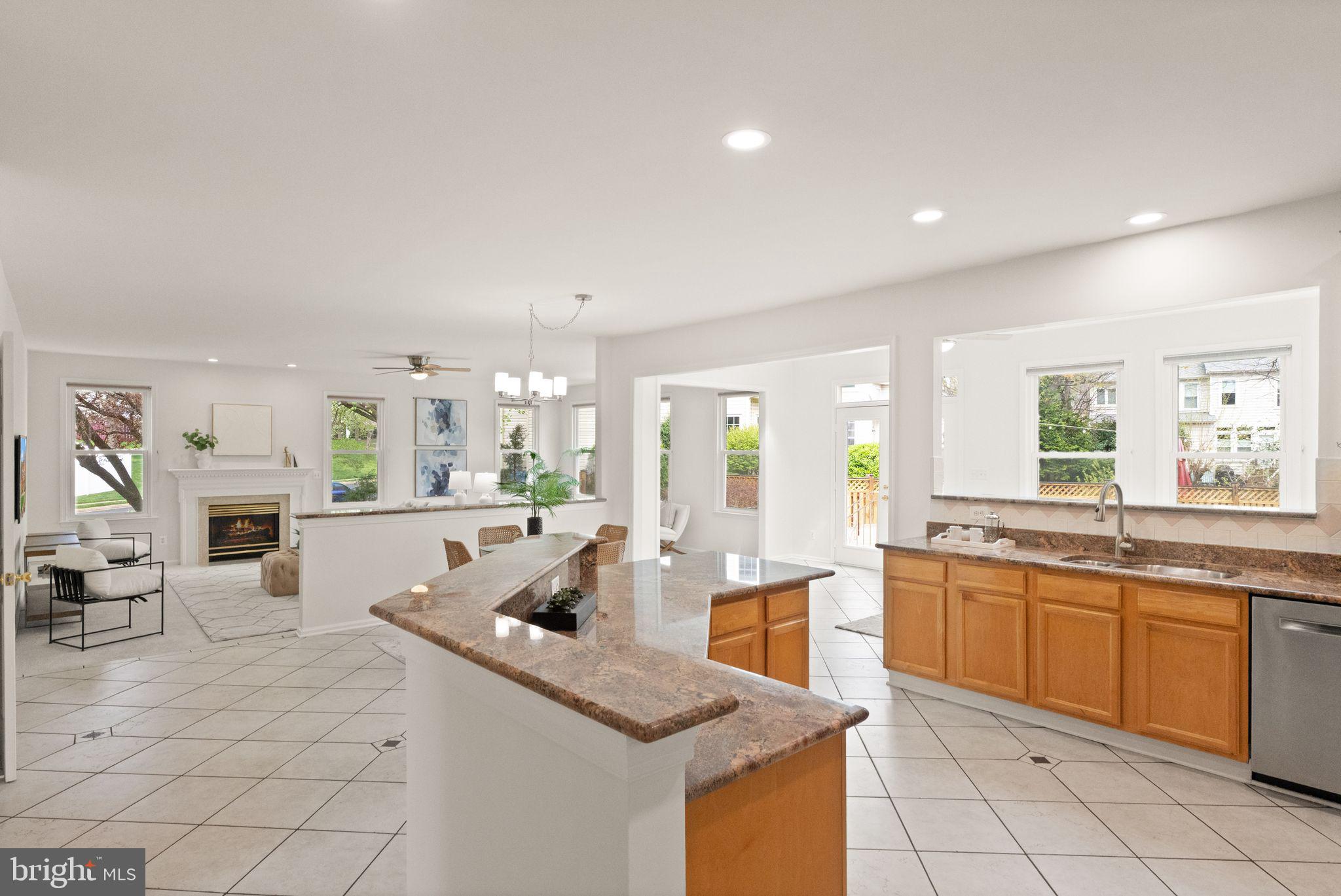 WILLOW PONDS - Residential