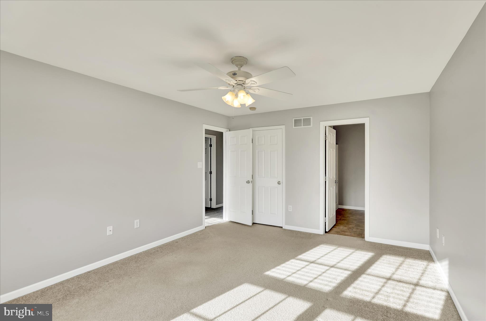 THE VILLAS - Residential