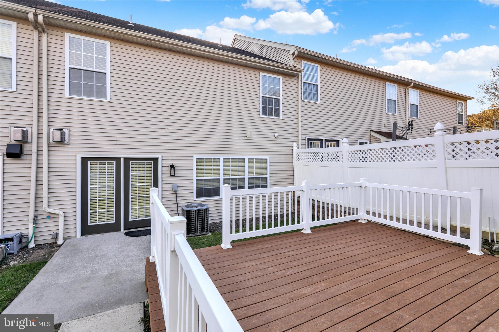 THE VILLAS - Residential