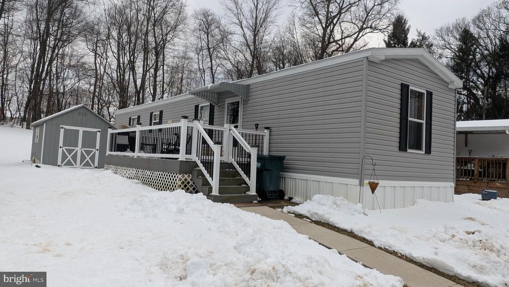 Photo of 4 Liberty Hill Court, NEW PROVIDENCE, PA 17560 (MLS # PALA2084008)