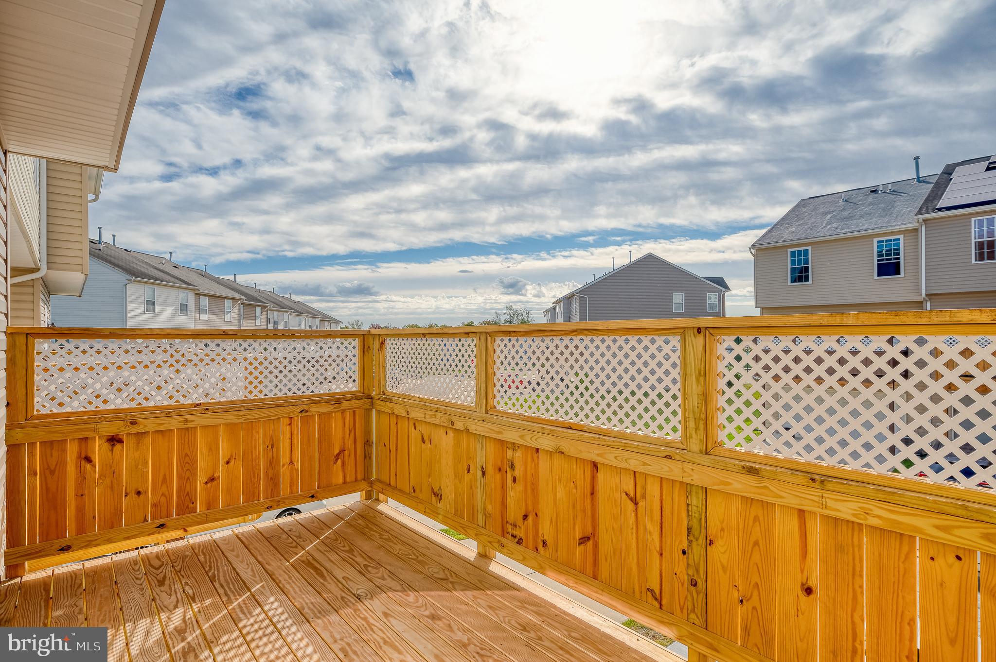 HOLLYWOODS POINT - Residential