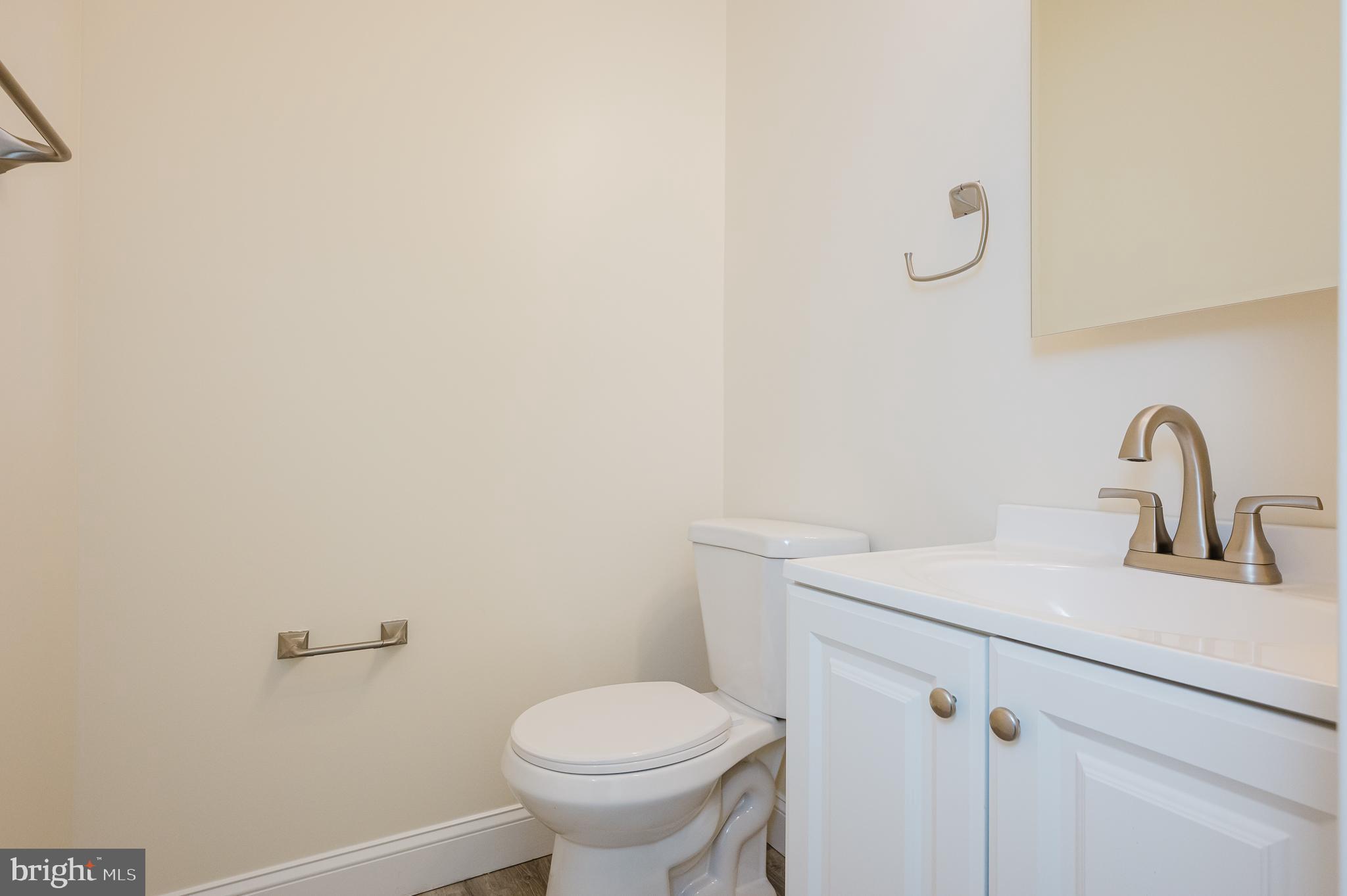 HOLLYWOODS POINT - Residential