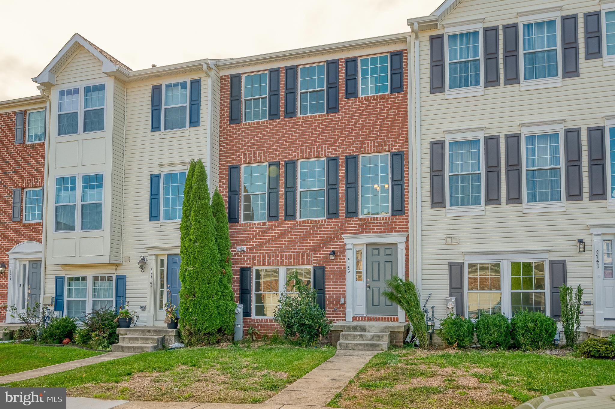 HOLLYWOODS POINT - Residential