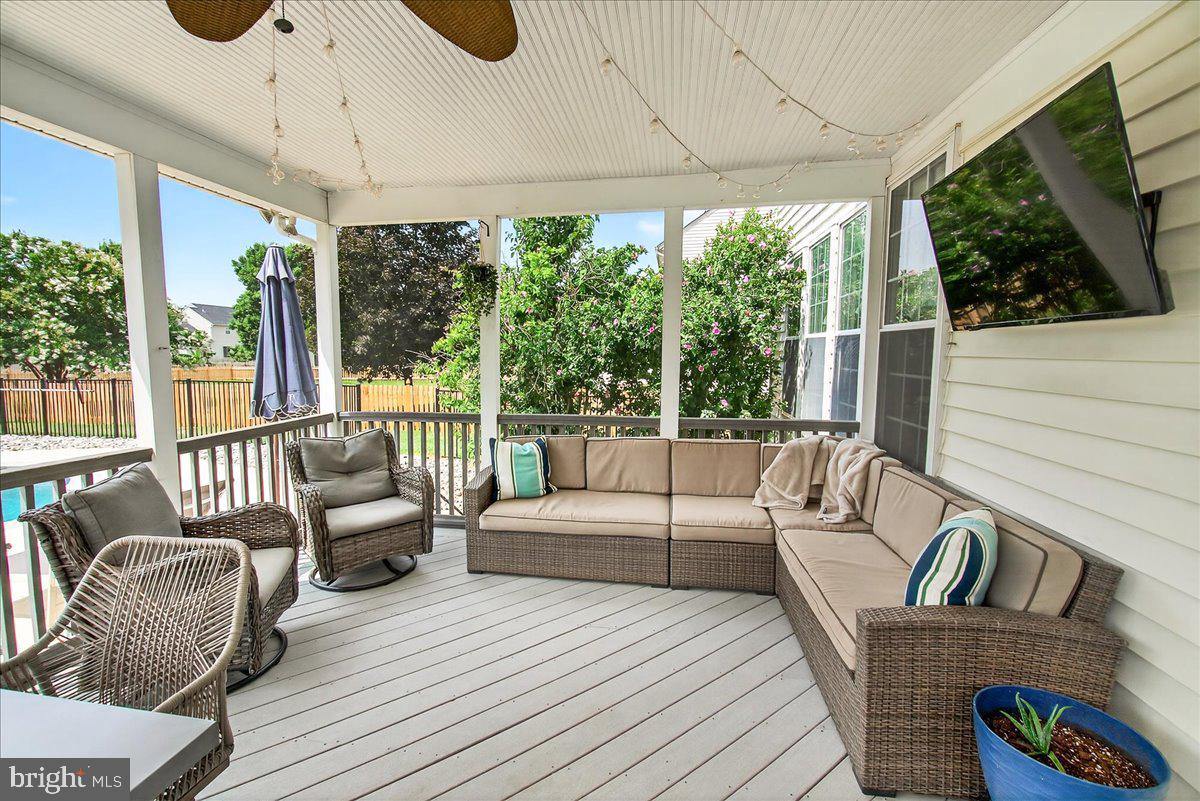 GREEN HILL MANOR - Residential