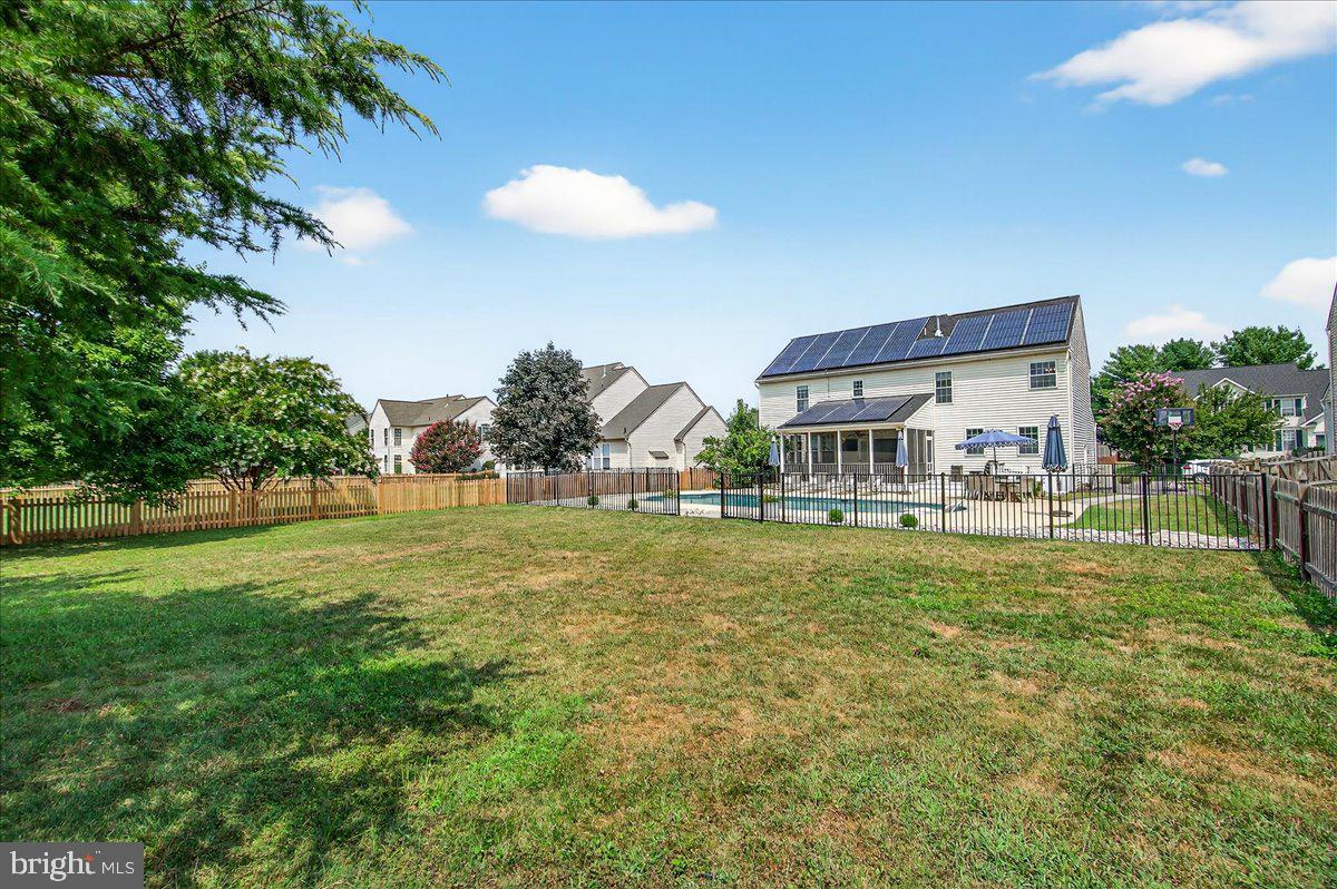 GREEN HILL MANOR - Residential