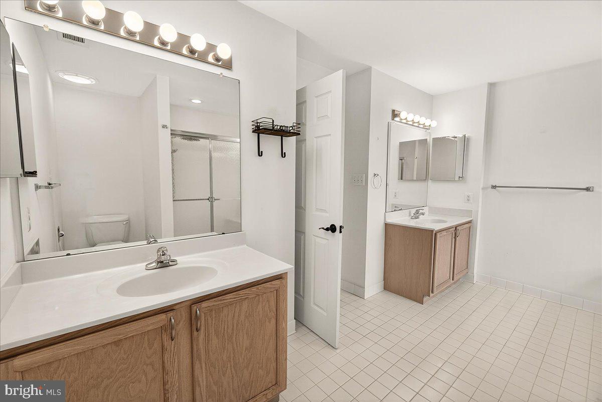 GREEN HILL MANOR - Residential