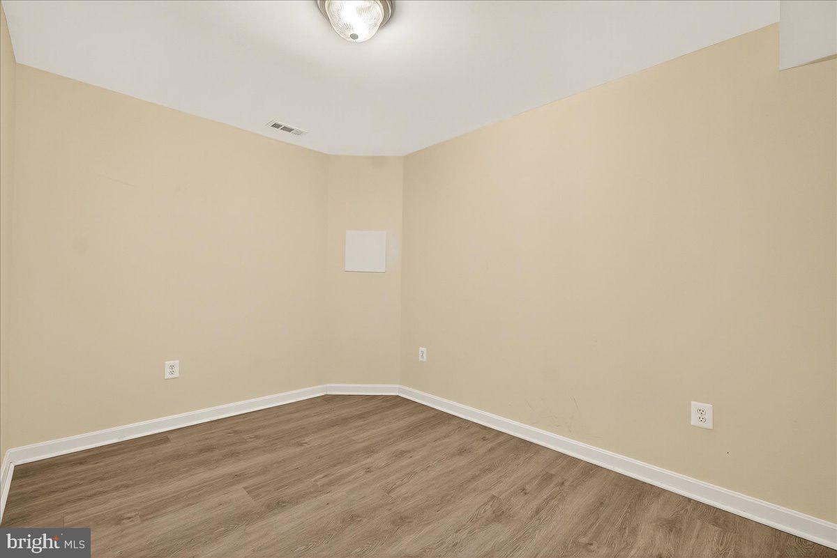 GREEN HILL MANOR - Residential