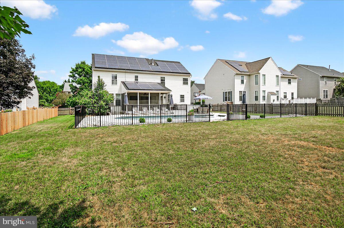 GREEN HILL MANOR - Residential