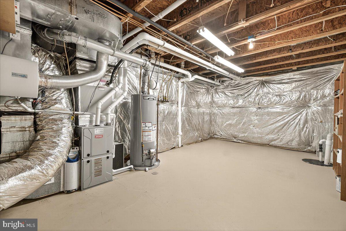 GREEN HILL MANOR - Residential