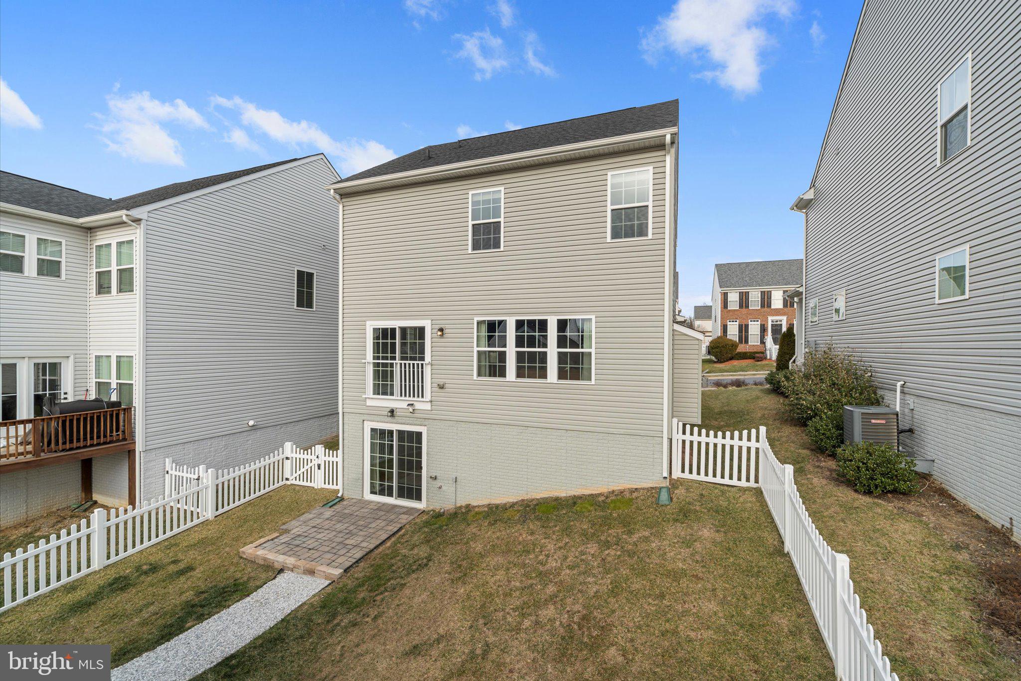 STEPHENS LANDING - Residential