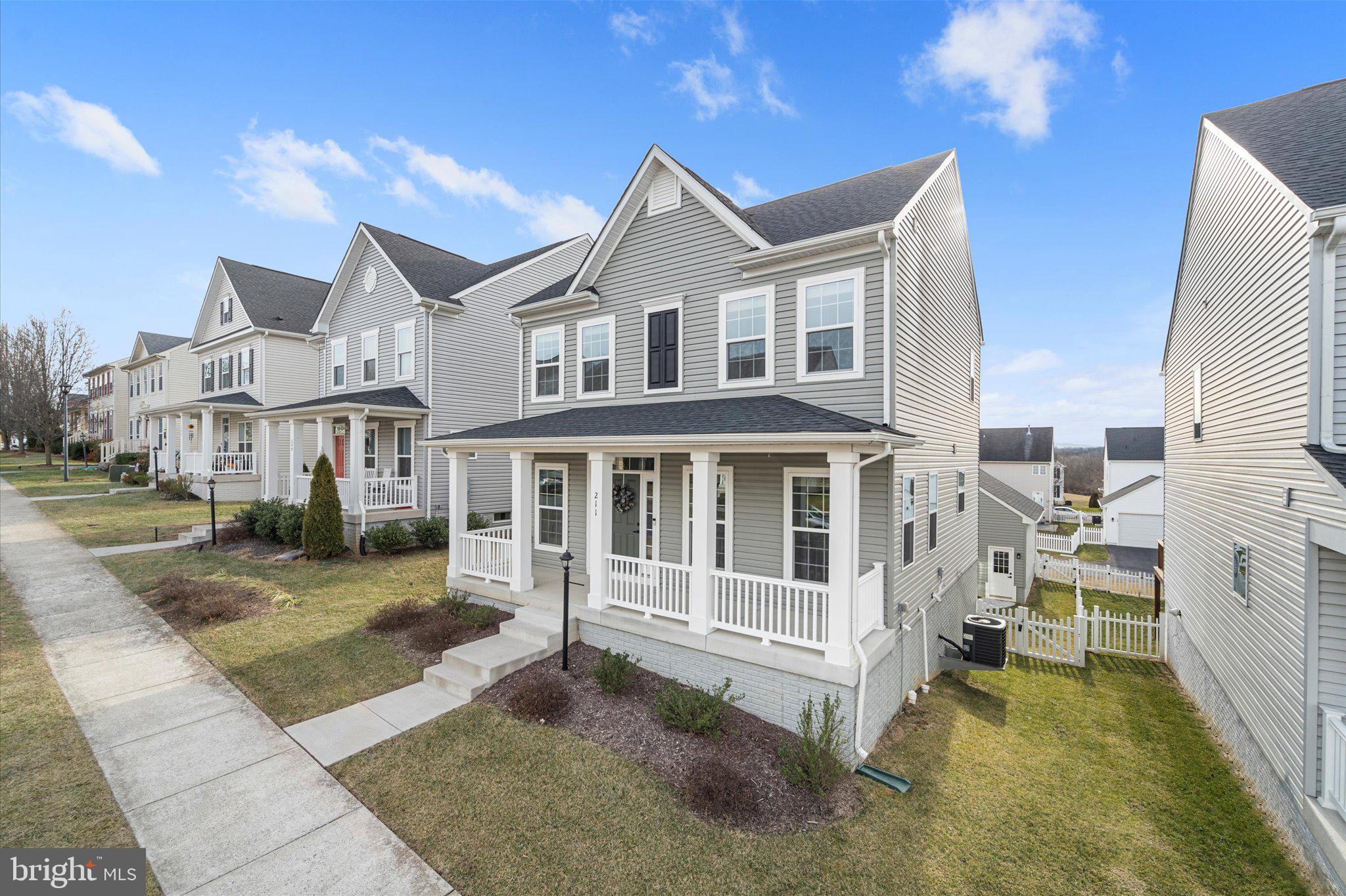 STEPHENS LANDING - Residential