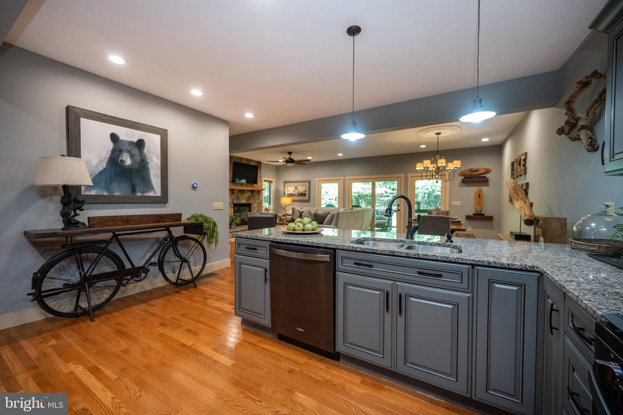 MYSTIC CREEK - Residential