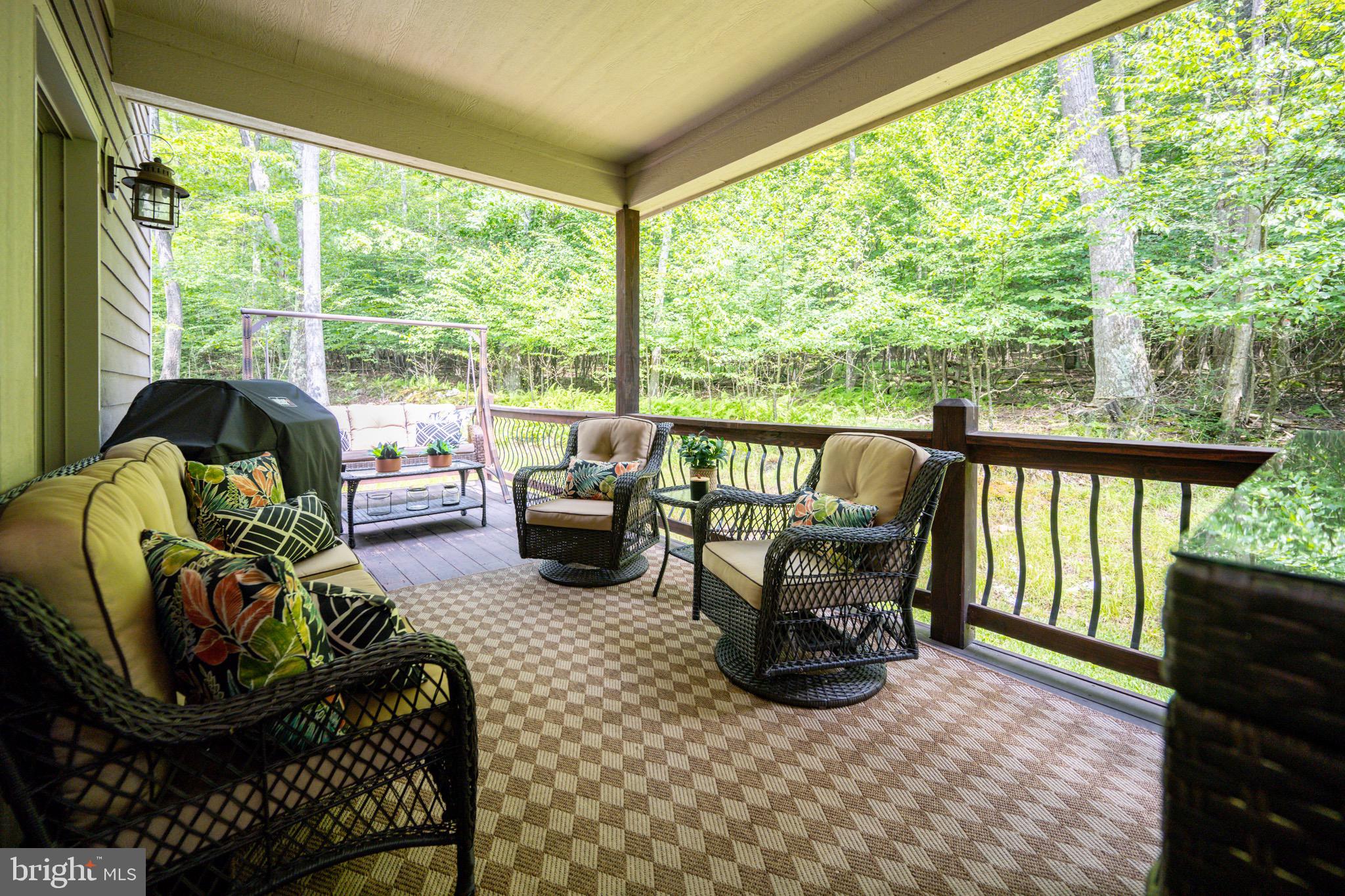 MYSTIC CREEK - Residential