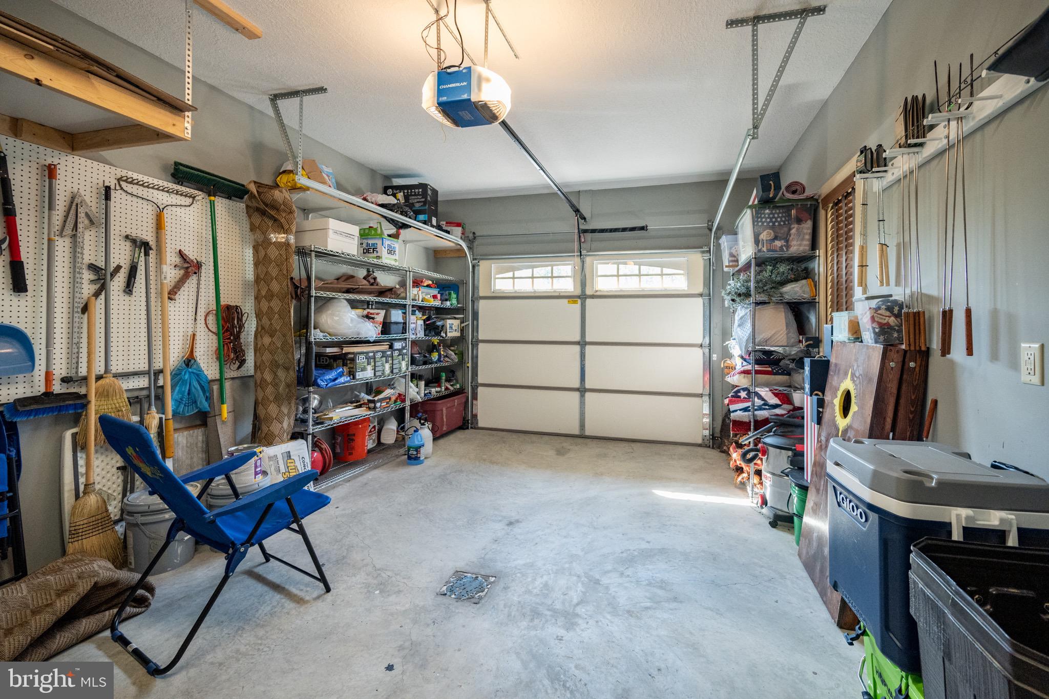 MYSTIC CREEK - Residential