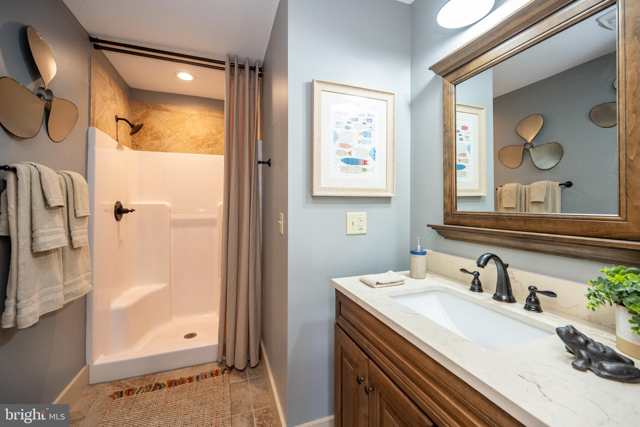 MYSTIC CREEK - Residential