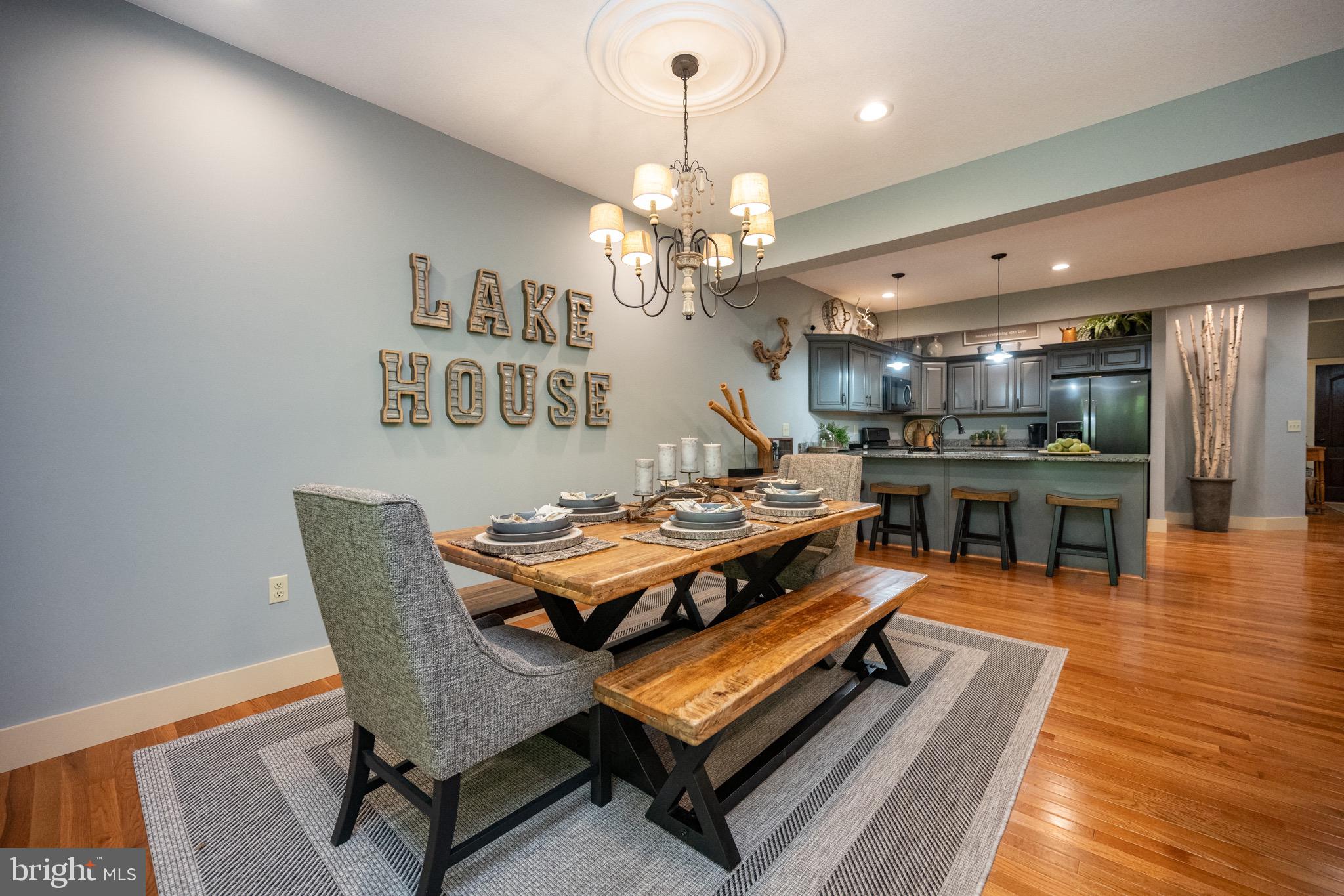 MYSTIC CREEK - Residential