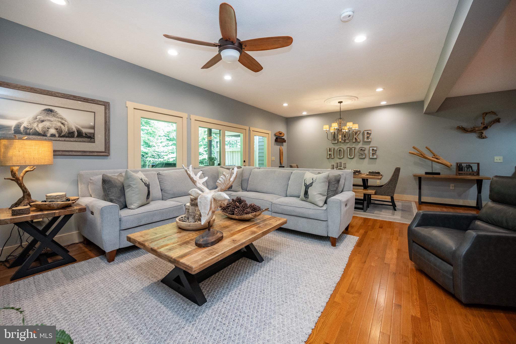 MYSTIC CREEK - Residential