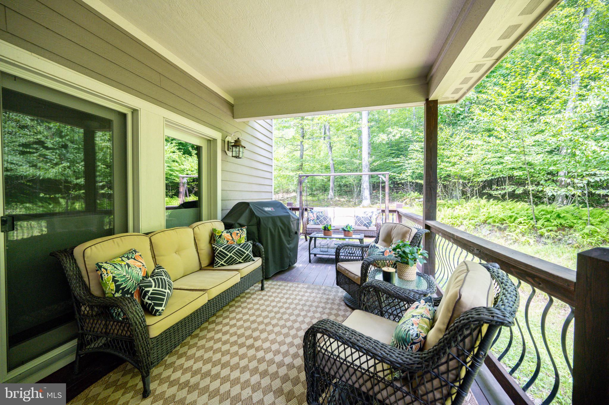 MYSTIC CREEK - Residential