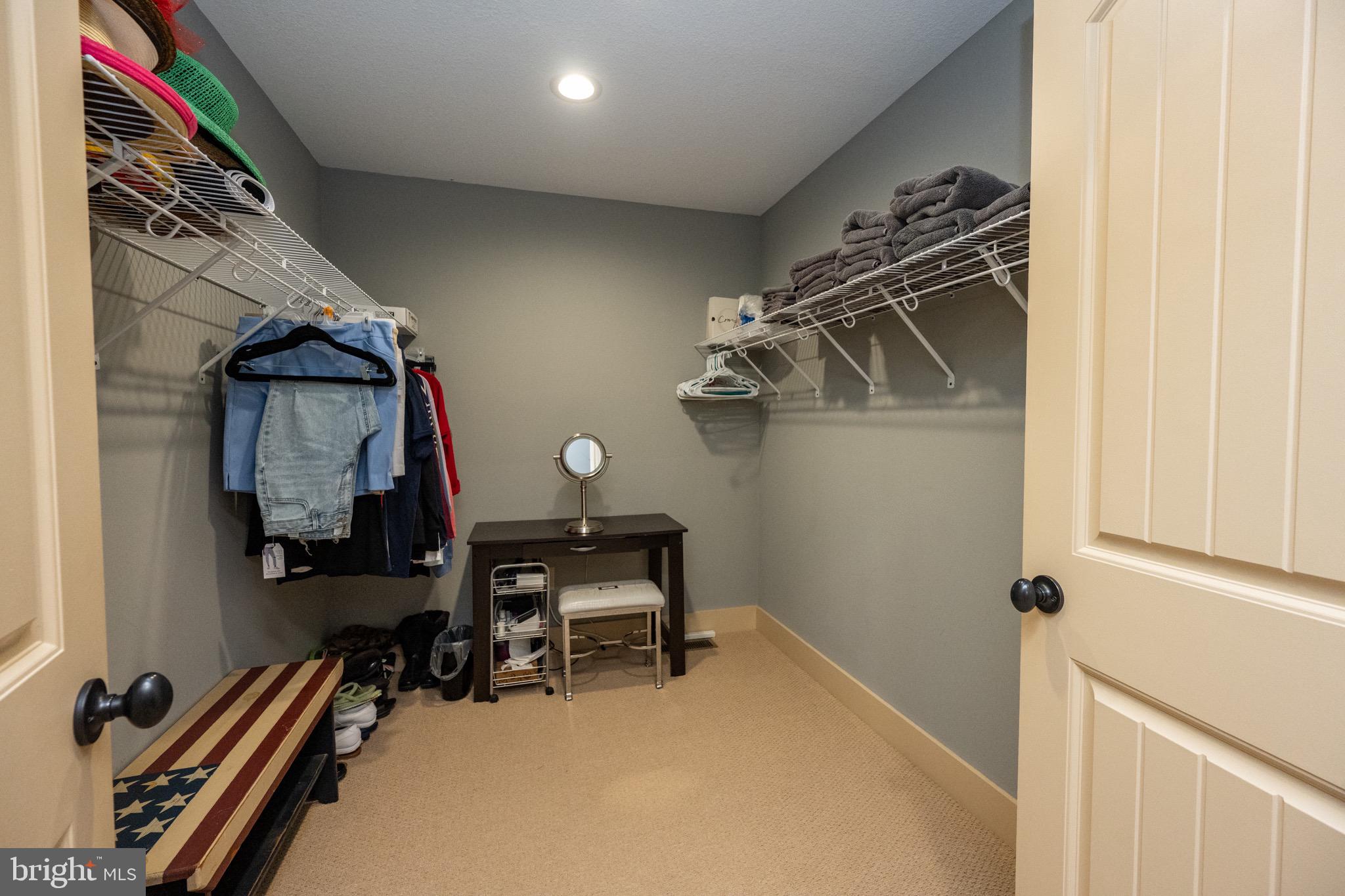 MYSTIC CREEK - Residential