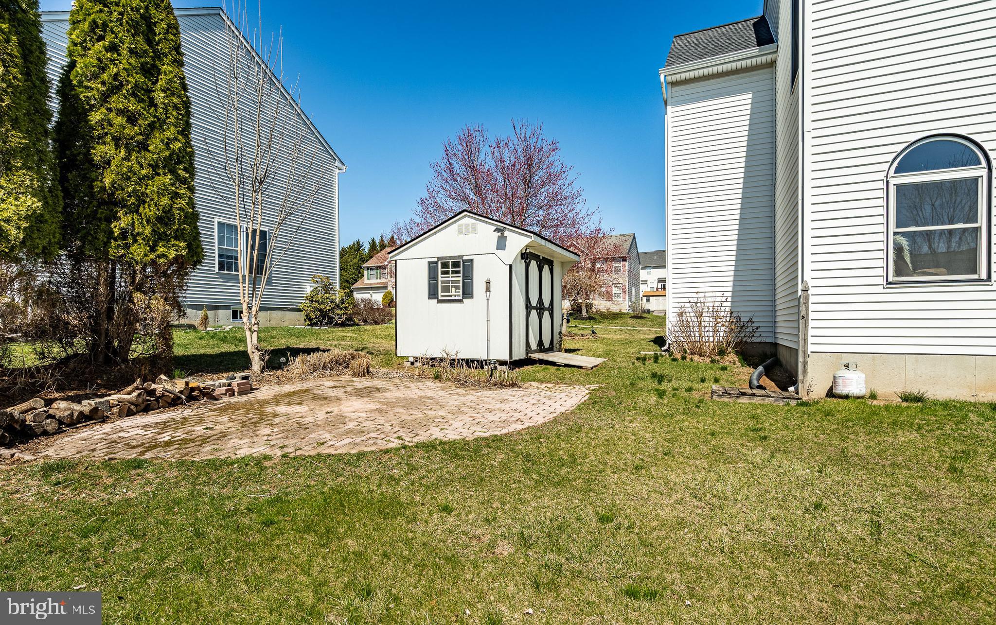 THE COLONY - Residential