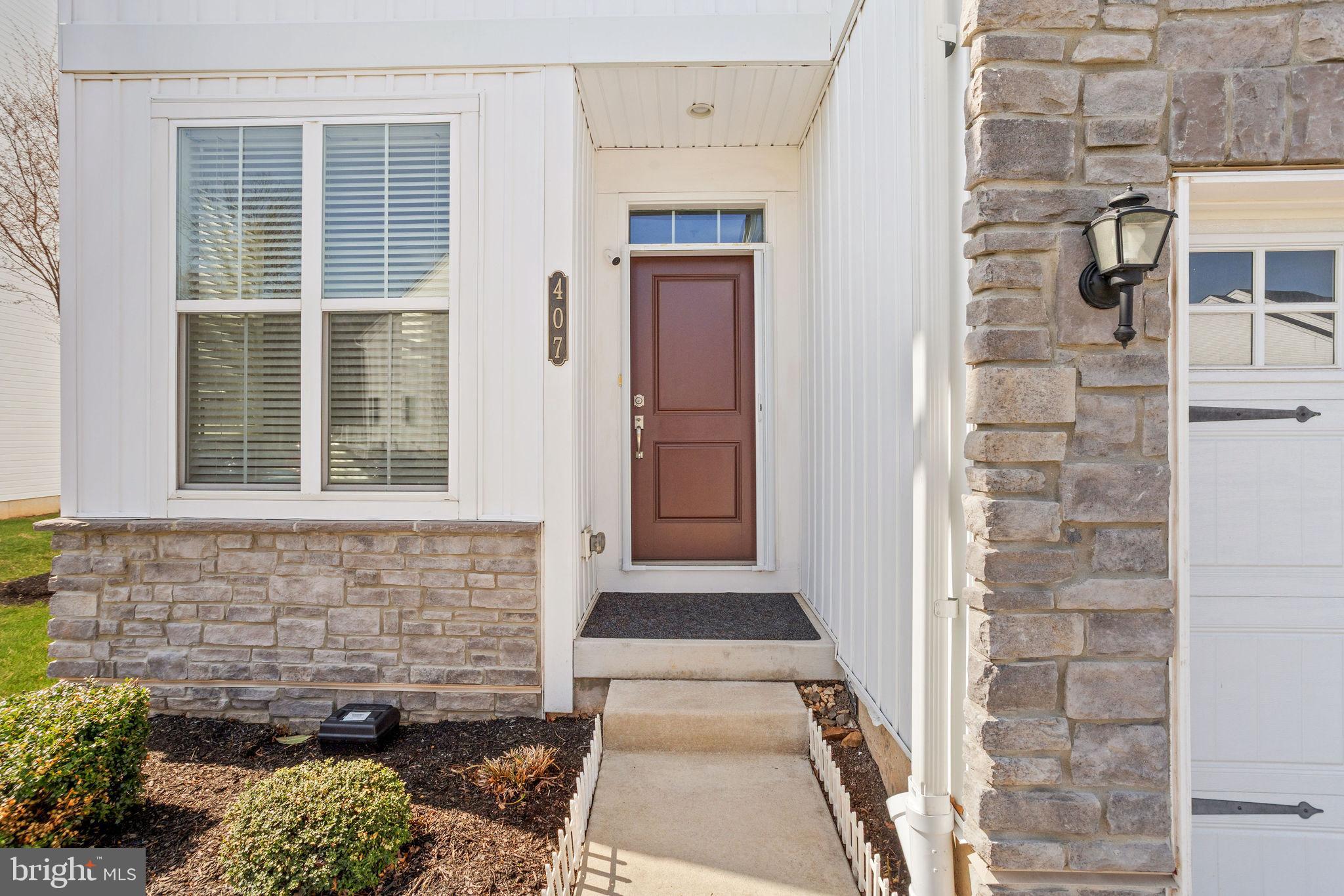 WALNUT CREEK AT MONT - Residential