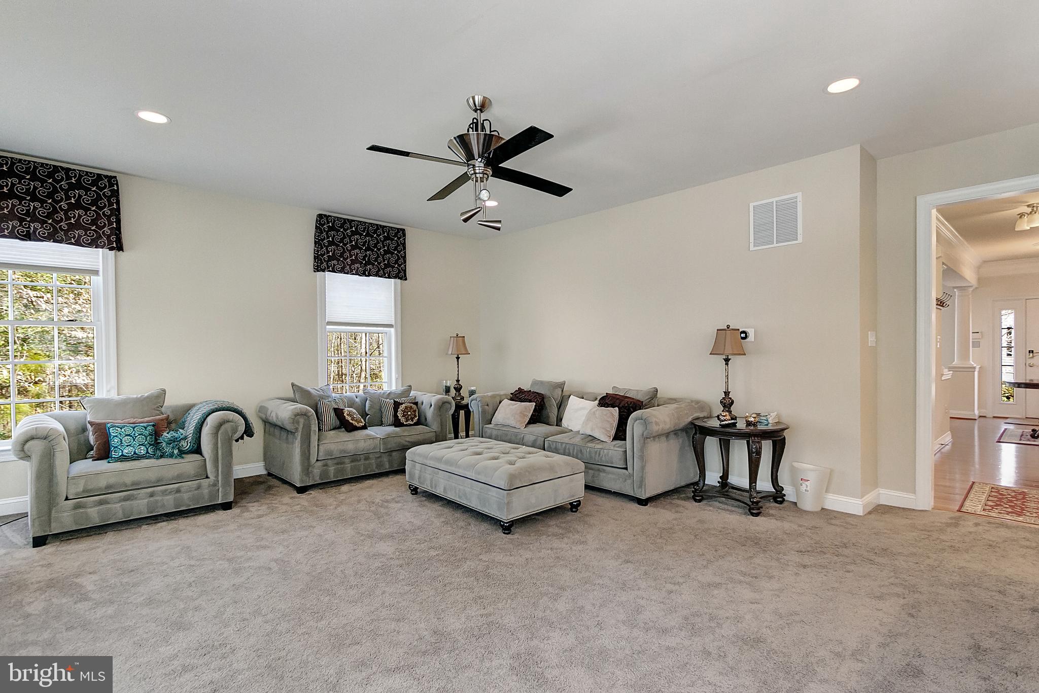 ANNAPOLIS RIDGE - Residential