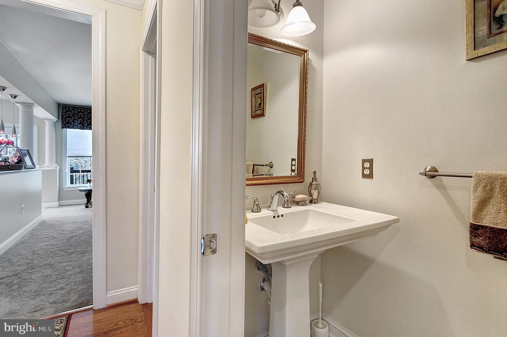 ANNAPOLIS RIDGE - Residential