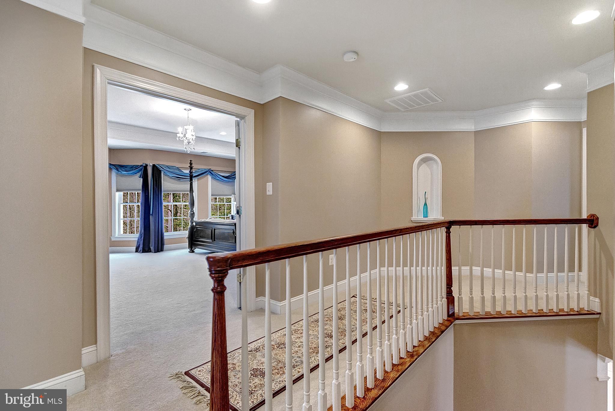 ANNAPOLIS RIDGE - Residential