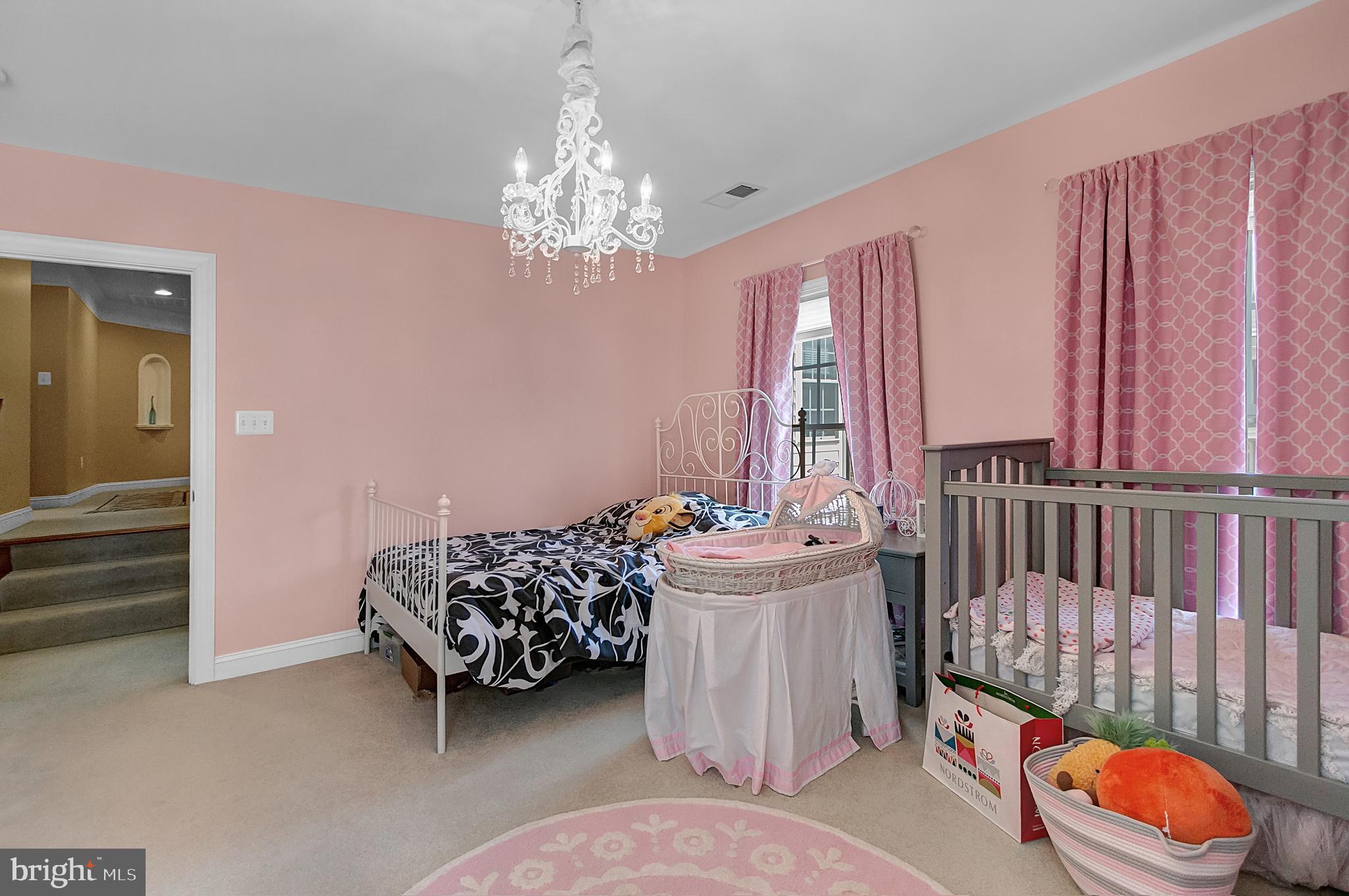 ANNAPOLIS RIDGE - Residential