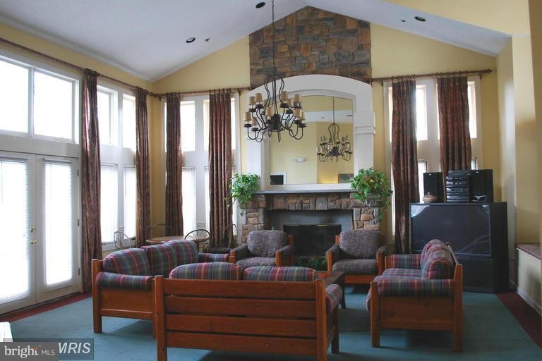 STONECROFT CONDO - Residential Lease