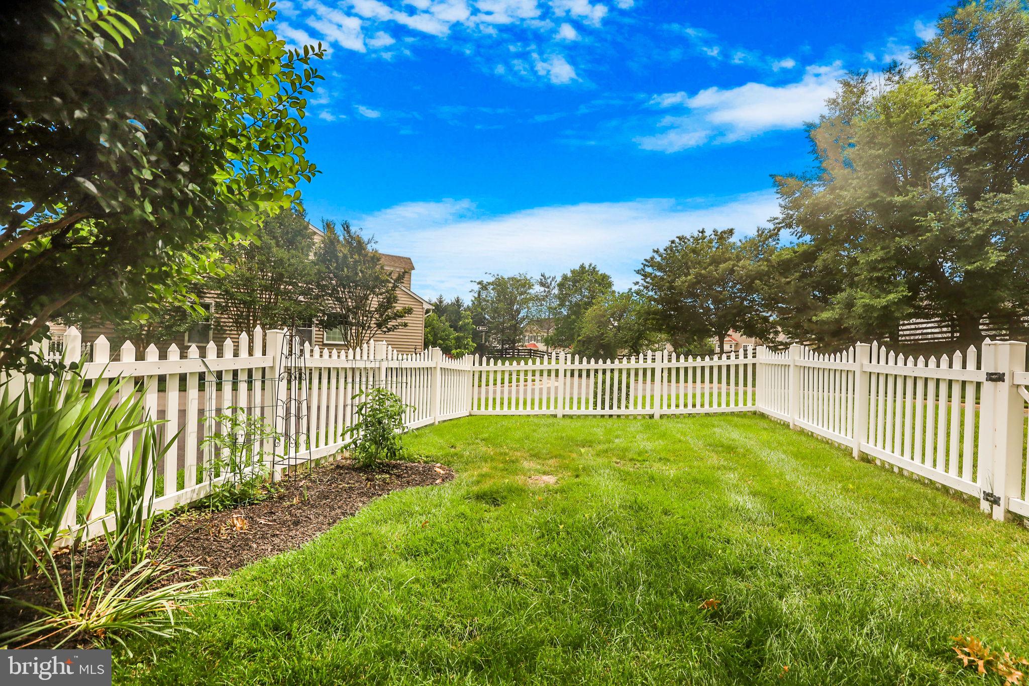 DUNBARTON AT BRAEMAR - Residential