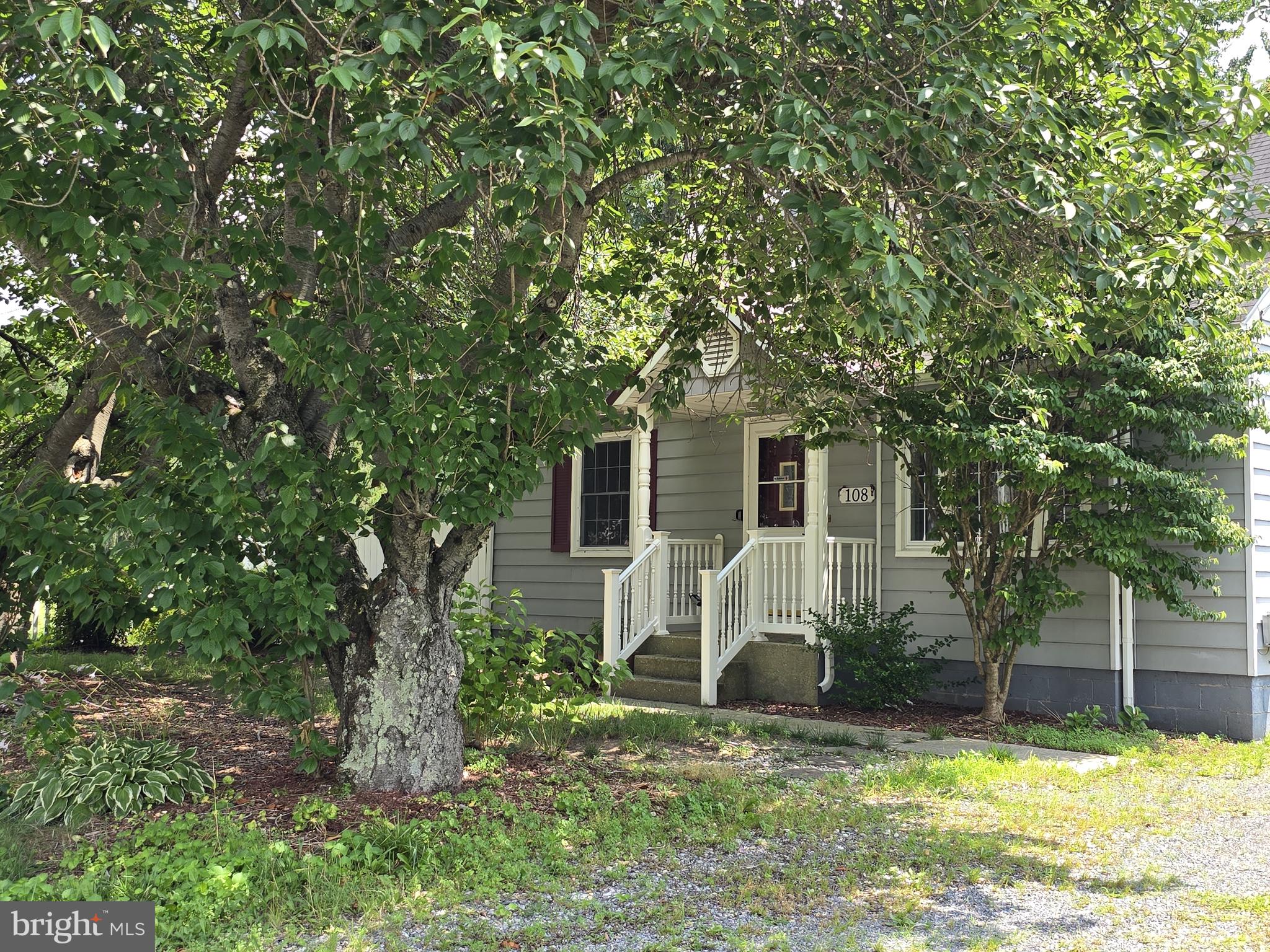 108 LOCHMEATH WAY