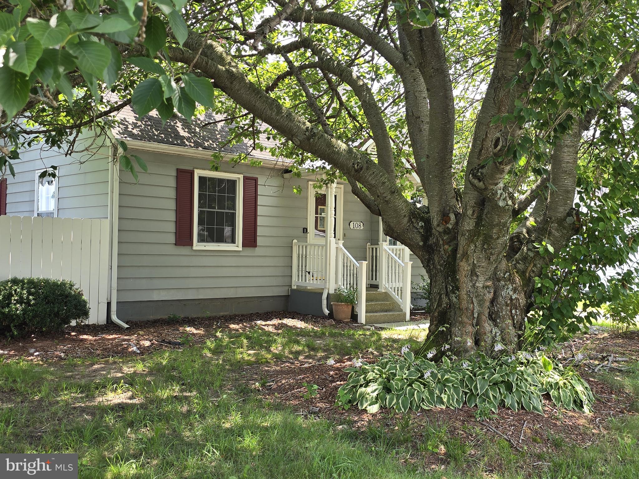 108 LOCHMEATH WAY