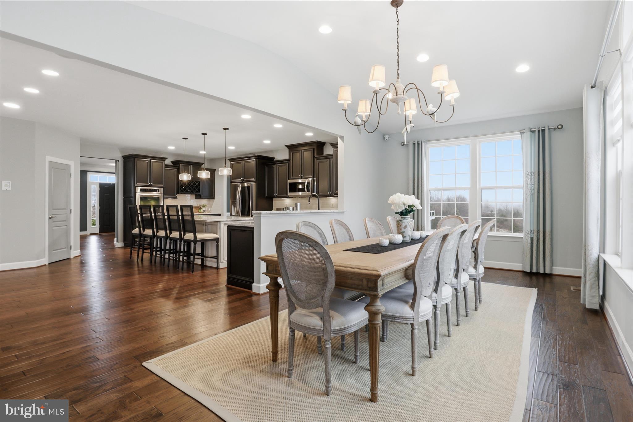 HUNTLEIGH AT CREIGHTON FARMS - Residential