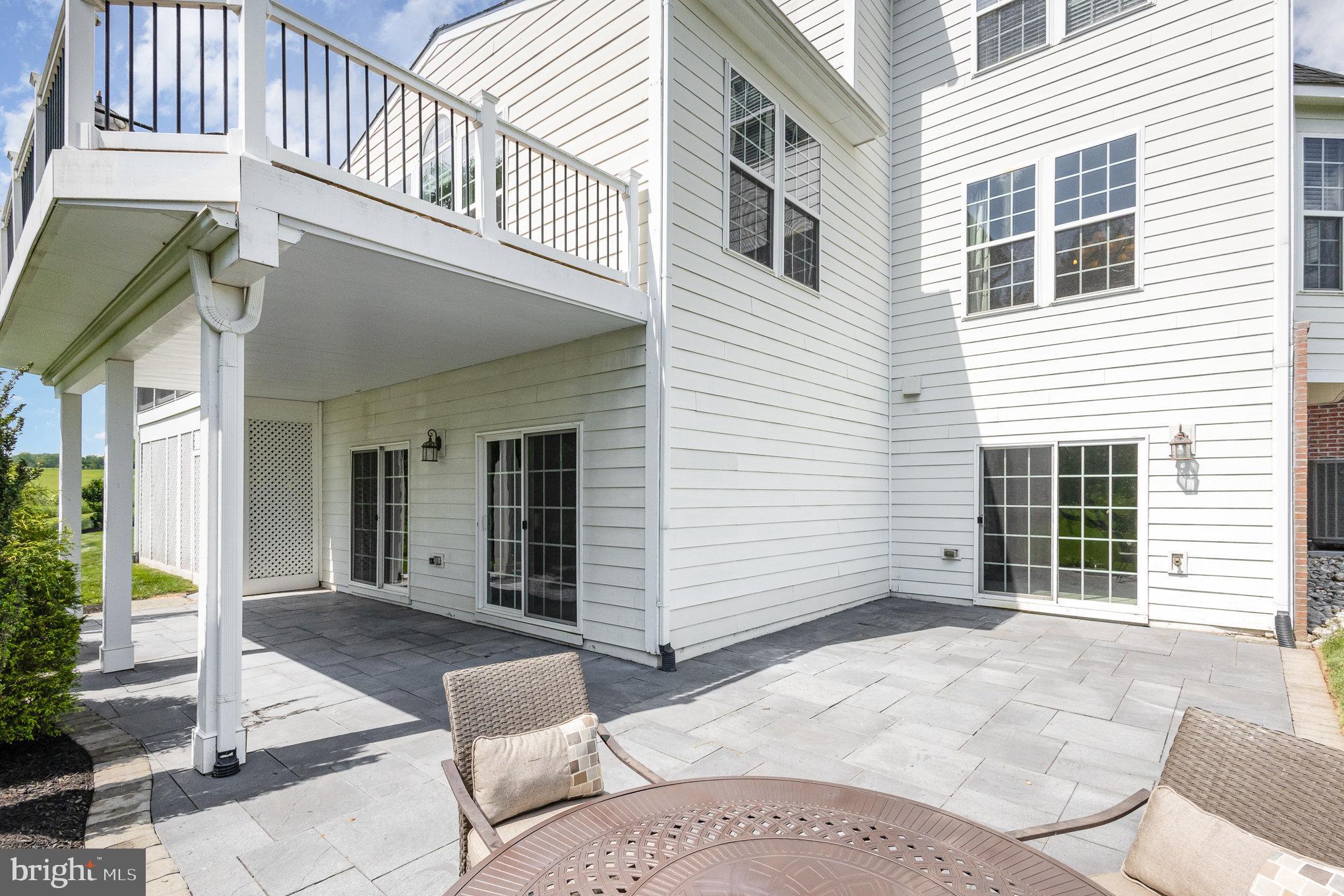 HUNTLEIGH AT CREIGHTON FARMS - Residential