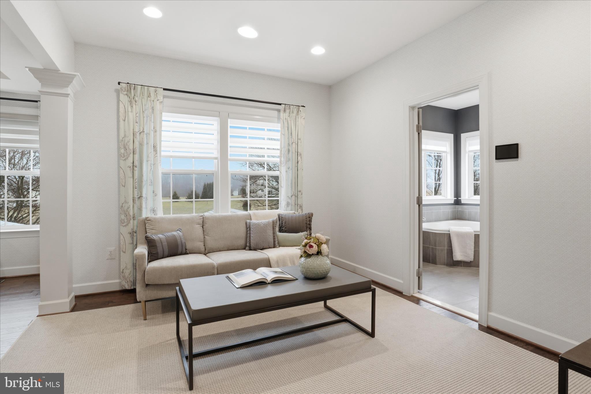 HUNTLEIGH AT CREIGHTON FARMS - Residential