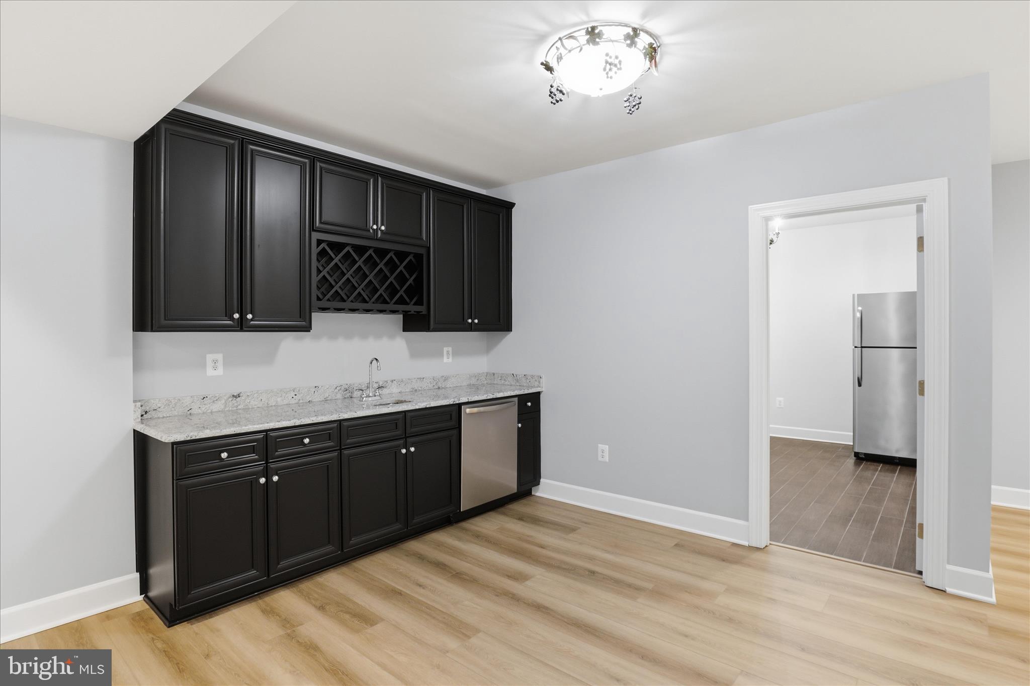 HUNTLEIGH AT CREIGHTON FARMS - Residential