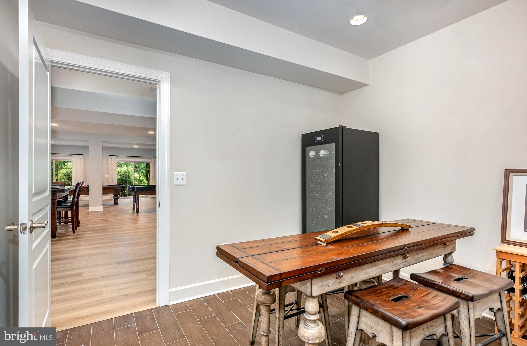 HUNTLEIGH AT CREIGHTON FARMS - Residential