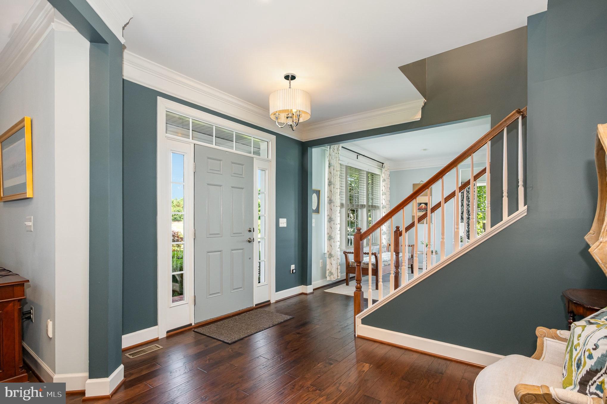 HUNTLEIGH AT CREIGHTON FARMS - Residential