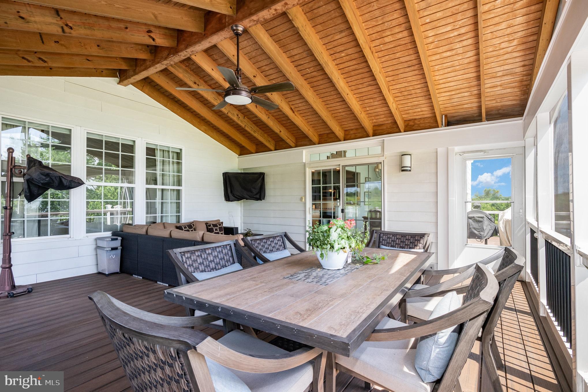 HUNTLEIGH AT CREIGHTON FARMS - Residential