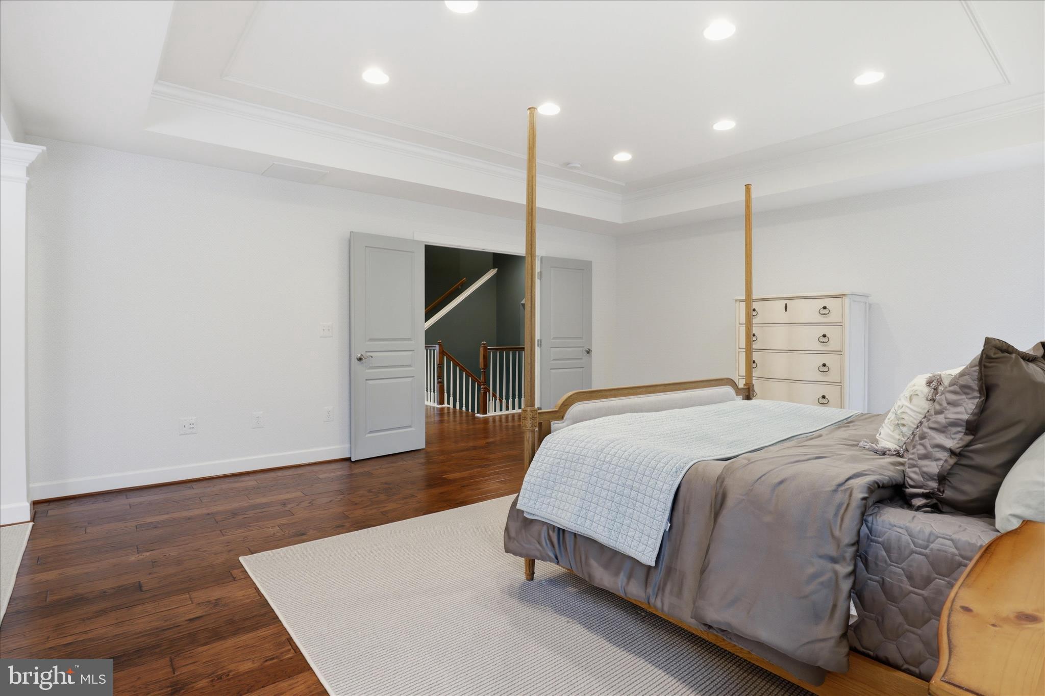 HUNTLEIGH AT CREIGHTON FARMS - Residential