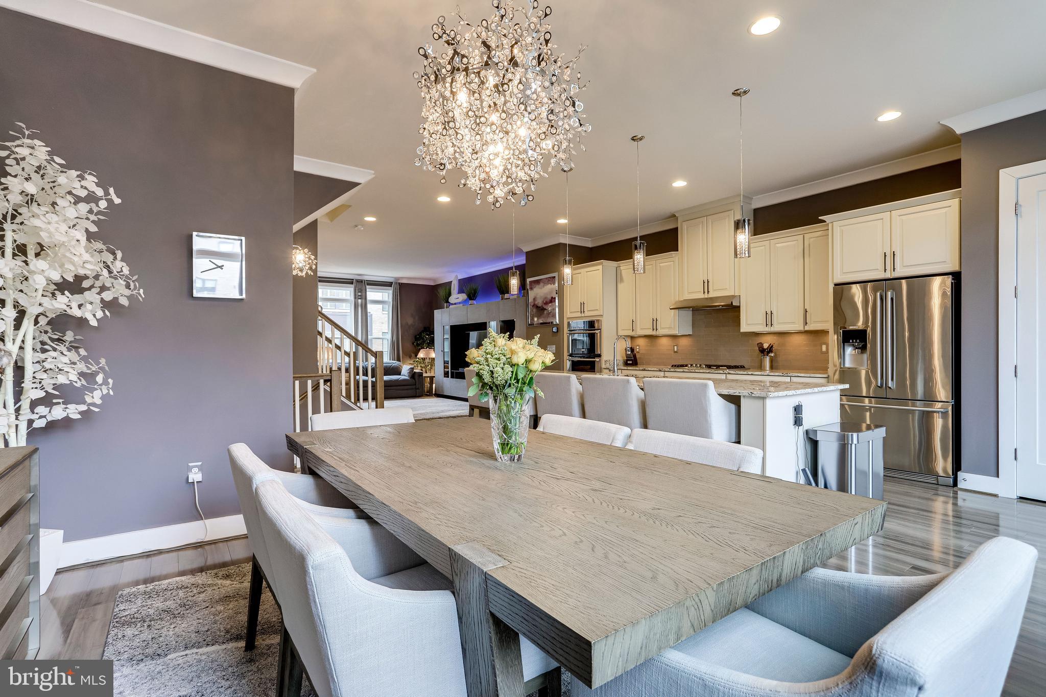 ONE LOUDOUN - Residential