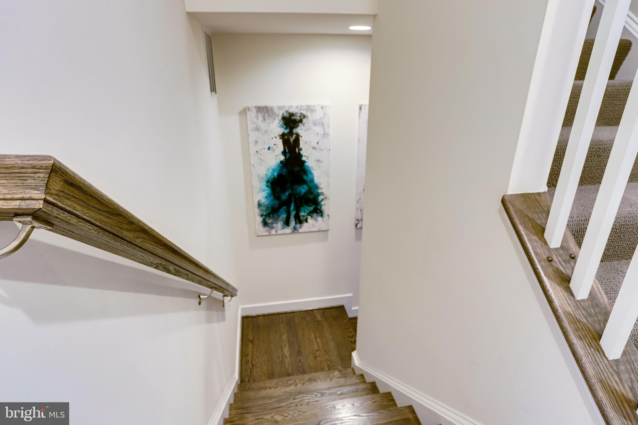 ONE LOUDOUN - Residential