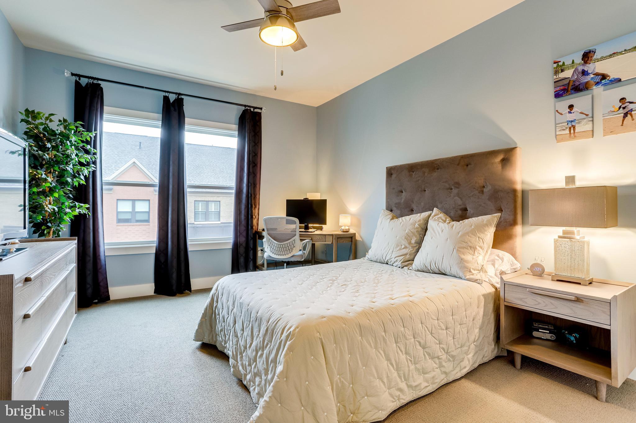 ONE LOUDOUN - Residential