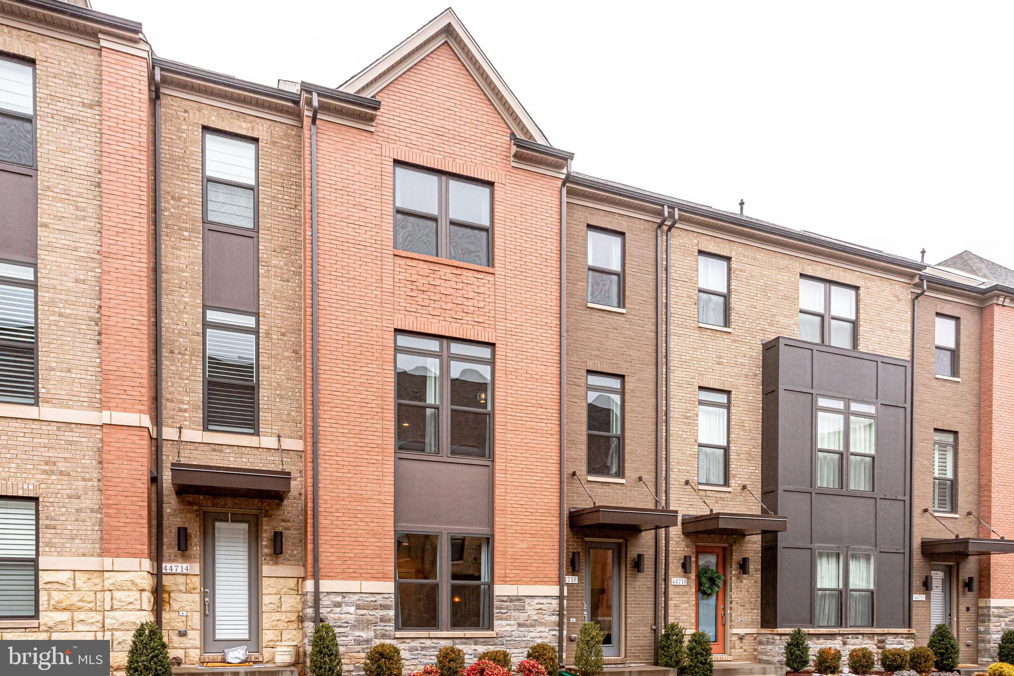 ONE LOUDOUN - Residential