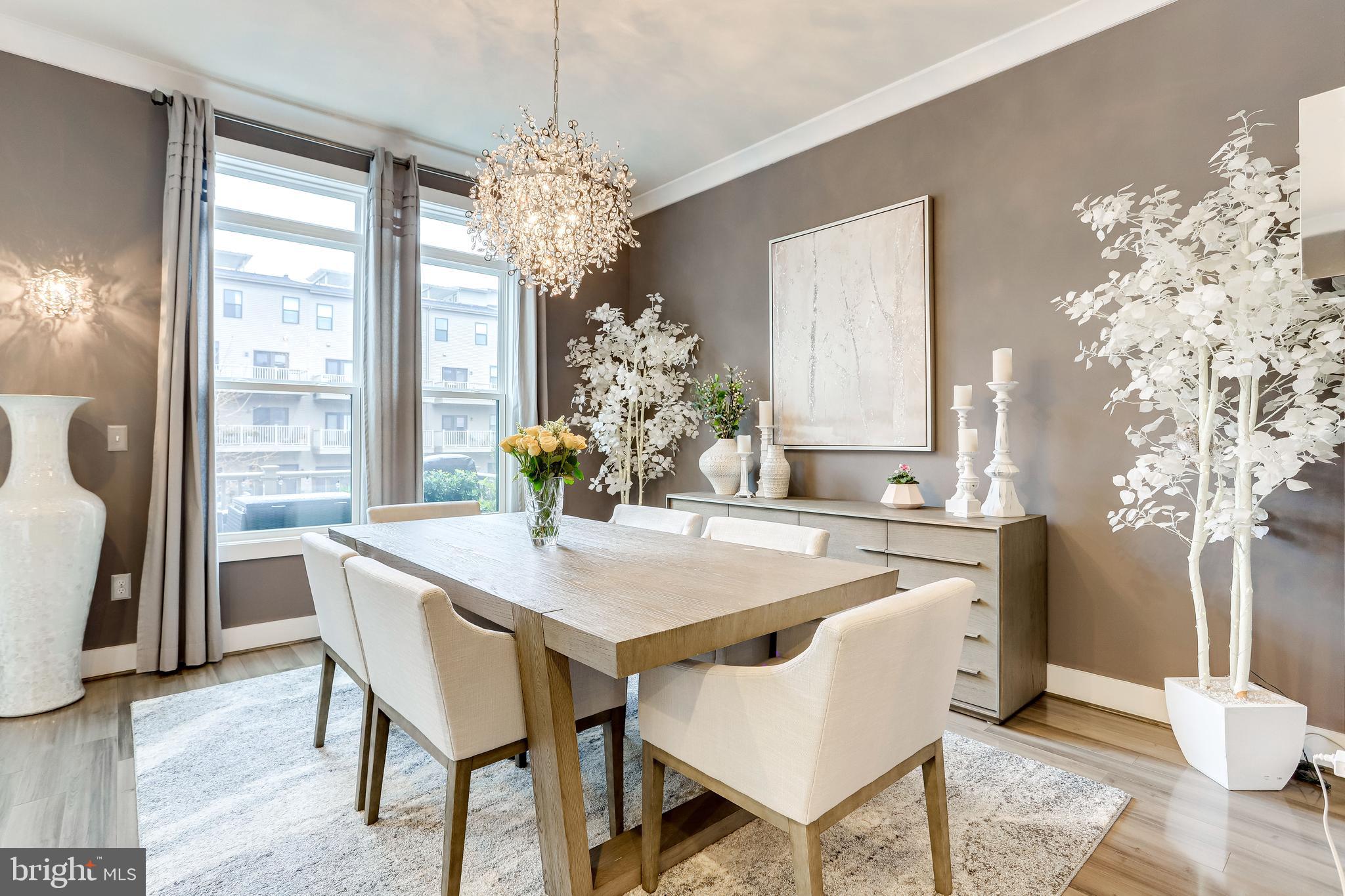 ONE LOUDOUN - Residential