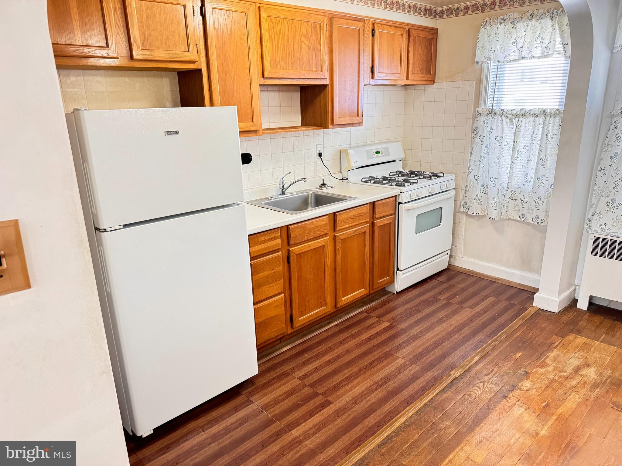 1221 HAVERHILL ROAD