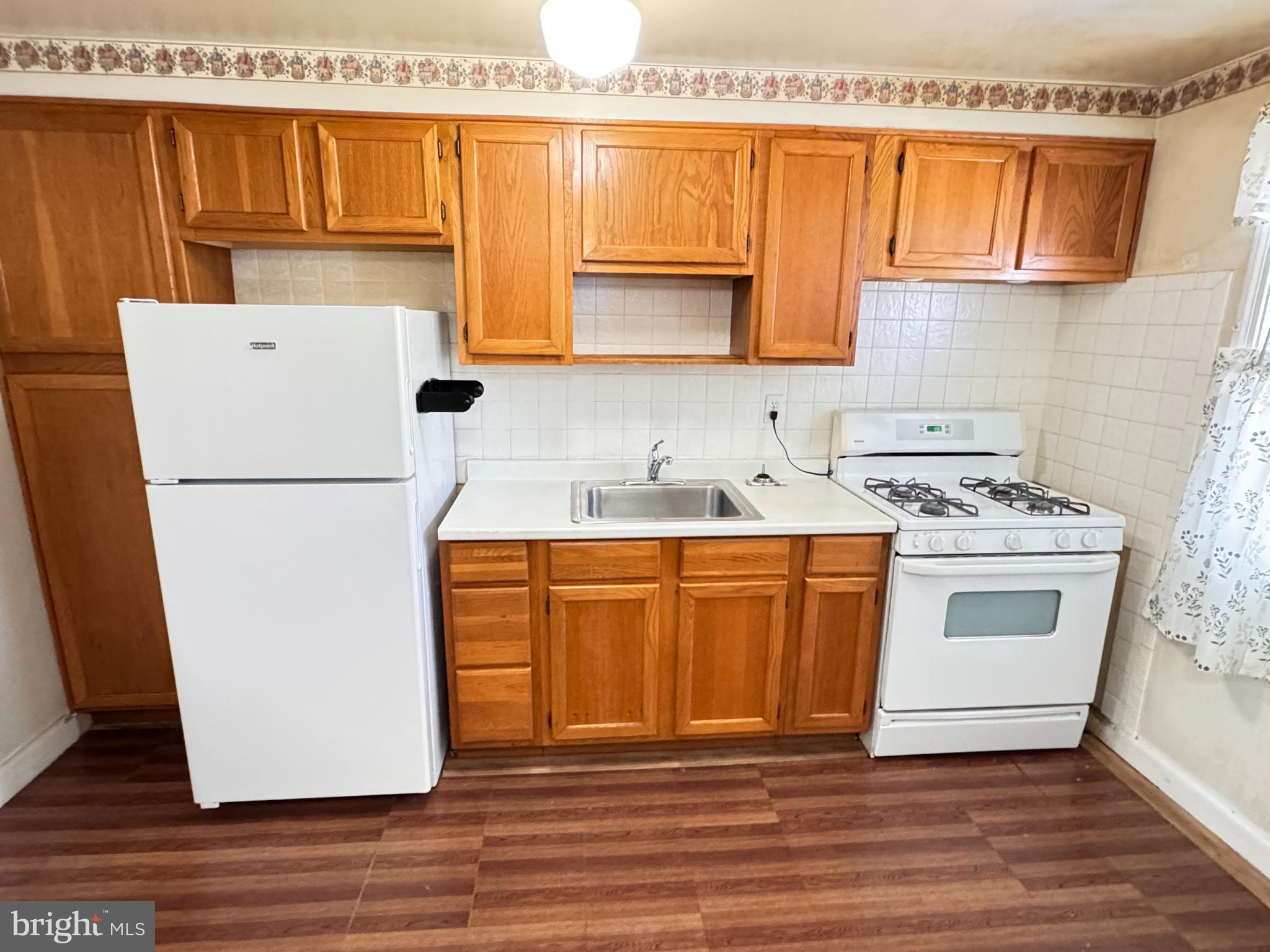 1221 HAVERHILL ROAD