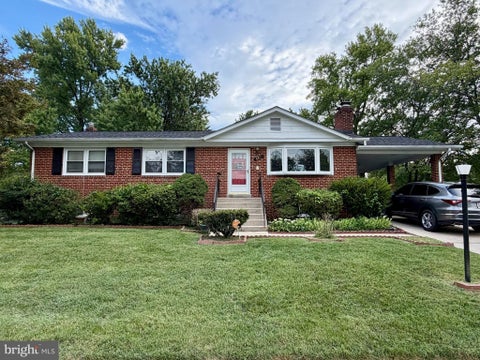 Photo of 6601 Groveton Drive, CLINTON, MD 20735 (MLS # MDPG2217218)