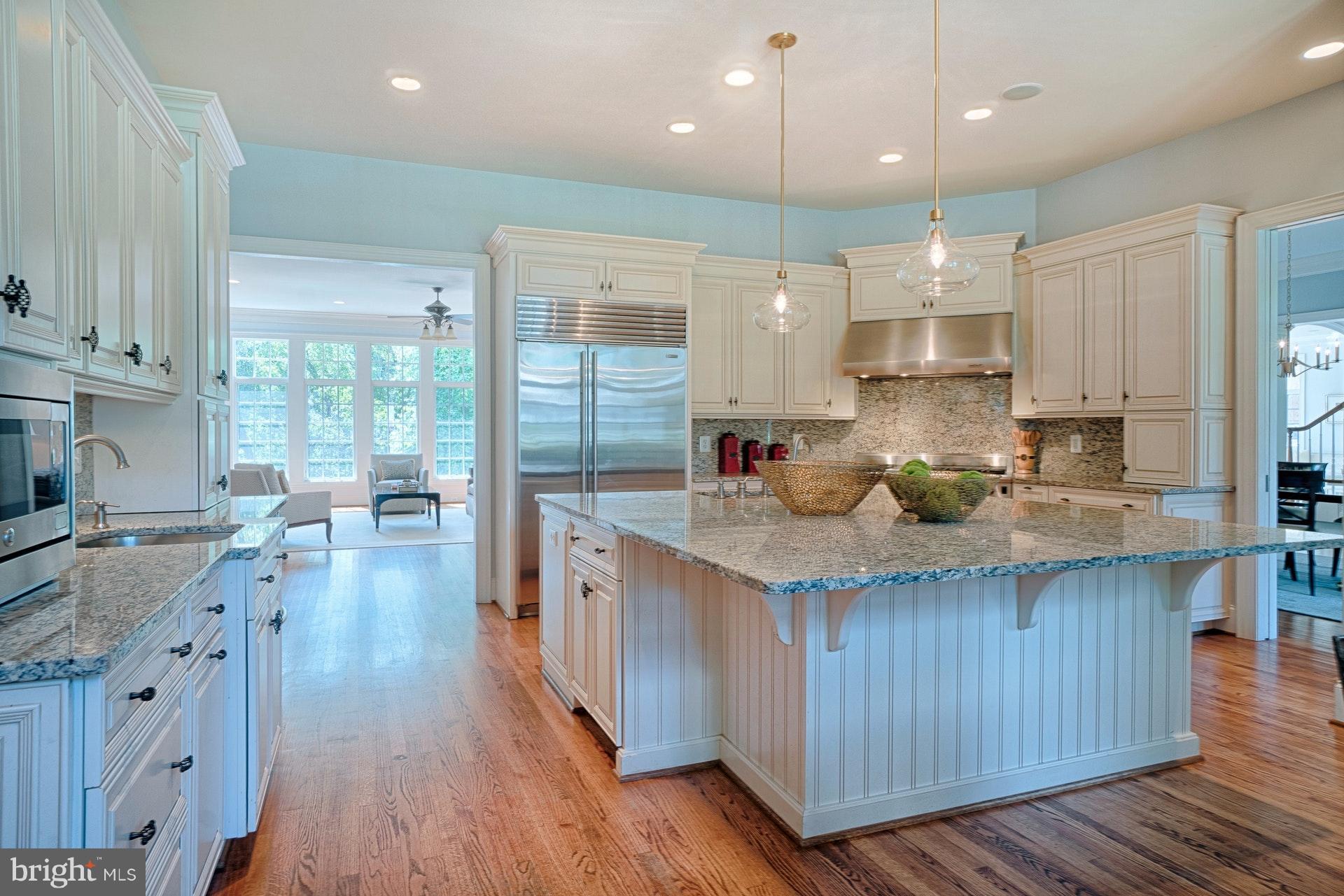 BELLEVUE FOREST - Residential